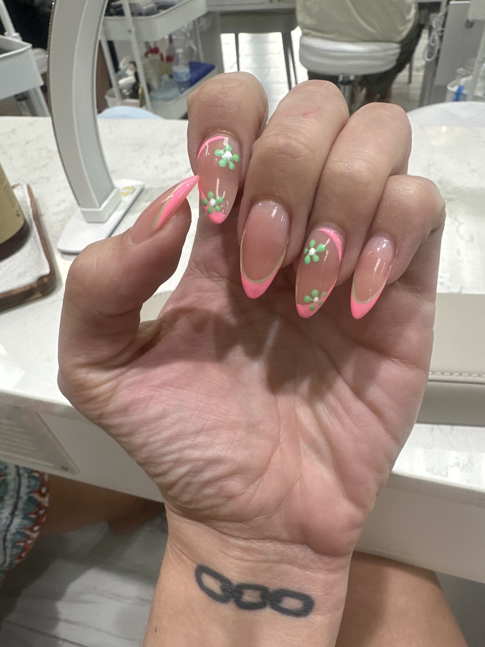 Harmony Nails & Spa nail photo 4